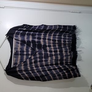 Ecote Women's  V-neck Tie Dye Top Size Large